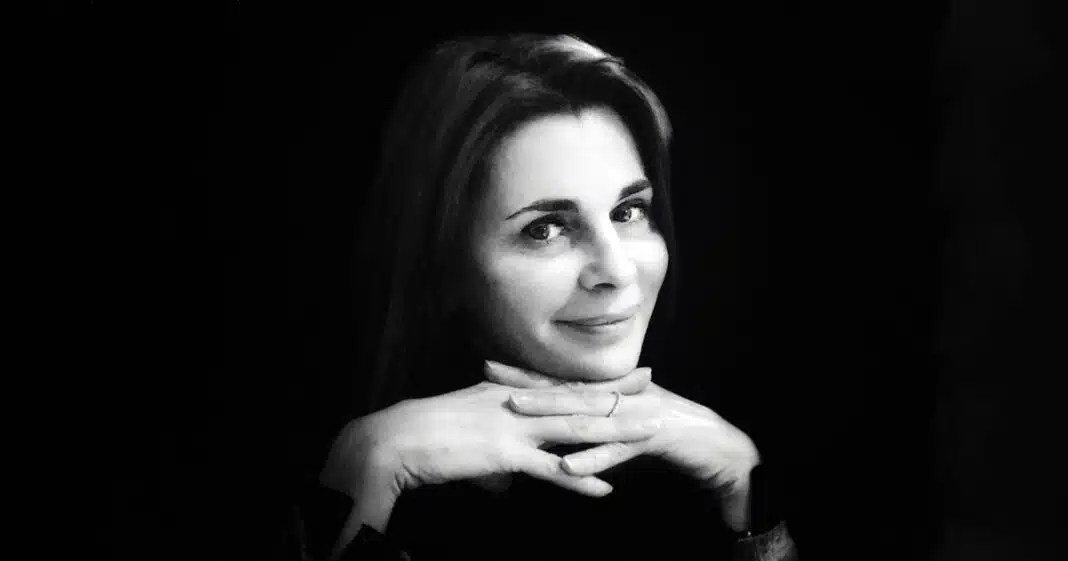 Milena Bobbiesi Milly York Lettino Chiropratico